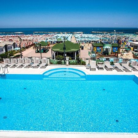 Hotel Sayonara Cattolica Esterno foto