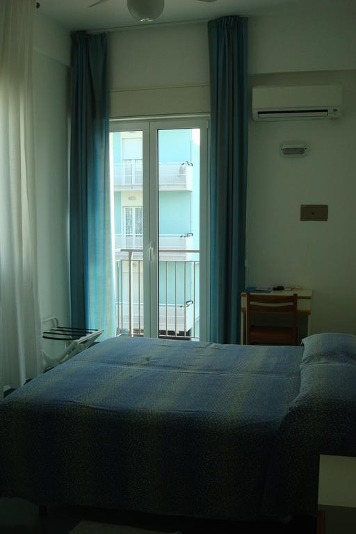 Hotel Sayonara Cattolica Esterno foto